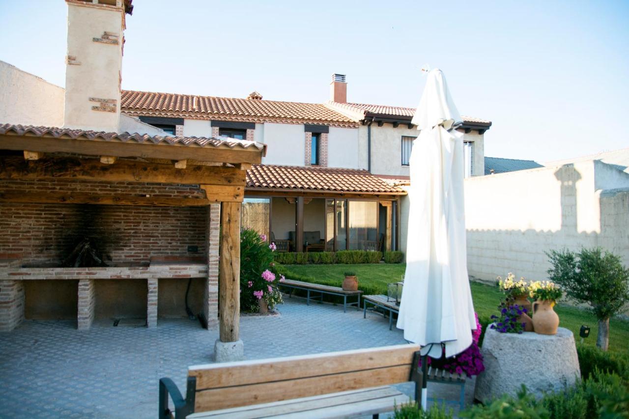 Casa Rural Zacarias Sardon De Duero Exterior foto