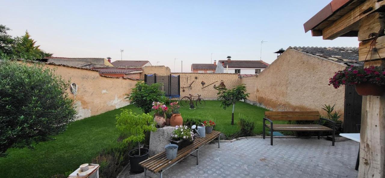Casa Rural Zacarias Sardon De Duero Exterior foto