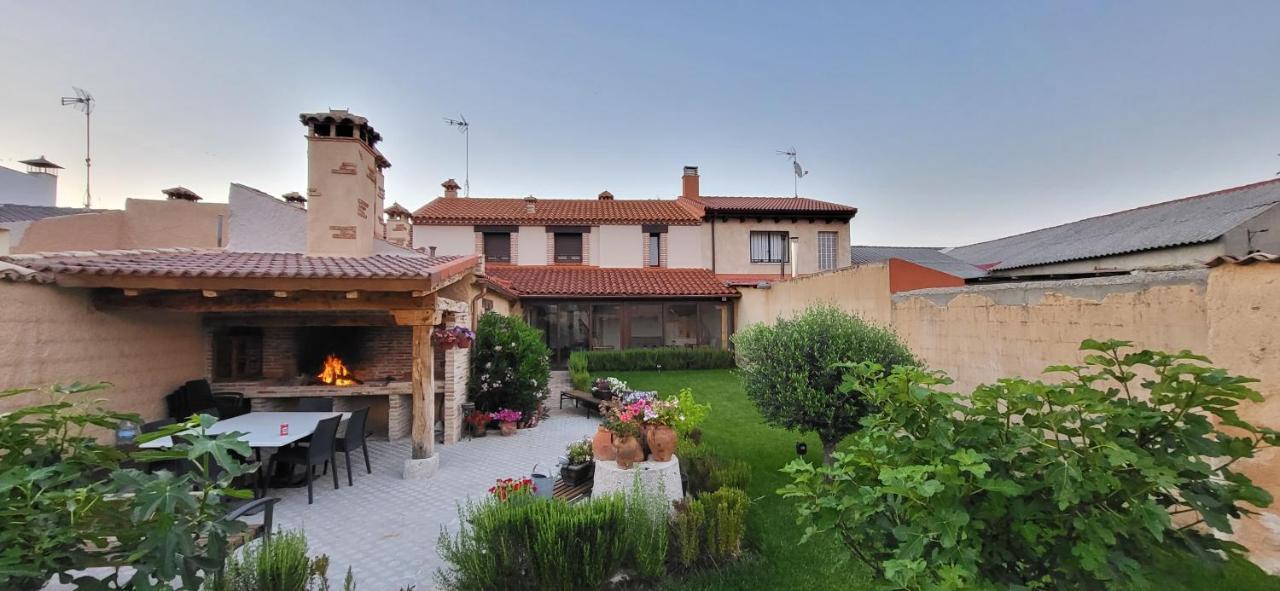 Casa Rural Zacarias Sardon De Duero Exterior foto